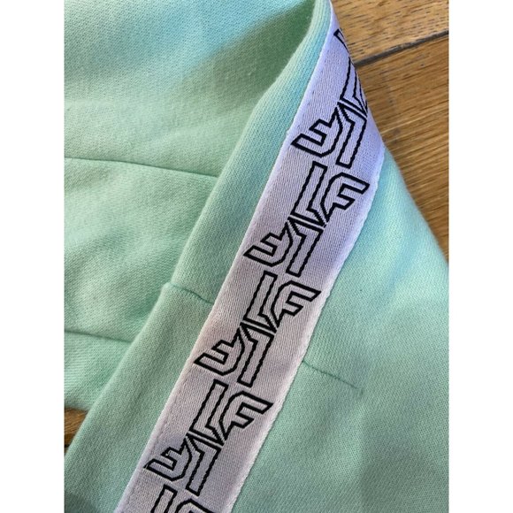 LF the Brand Tracker Ultra Cropped Zip Up Hoodie - Picture 10 of 12
